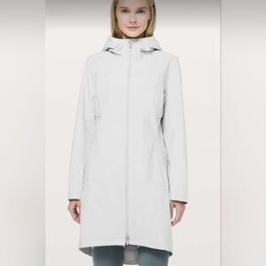 Lululemon Rain Rebel Jacket